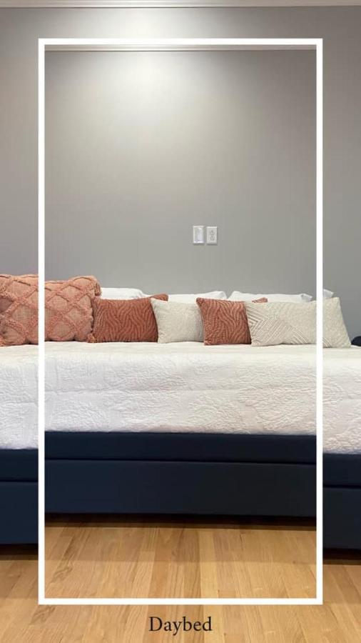 Brickhouse Loft - A Boutique Hotel Martinsville Zewnętrze zdjęcie