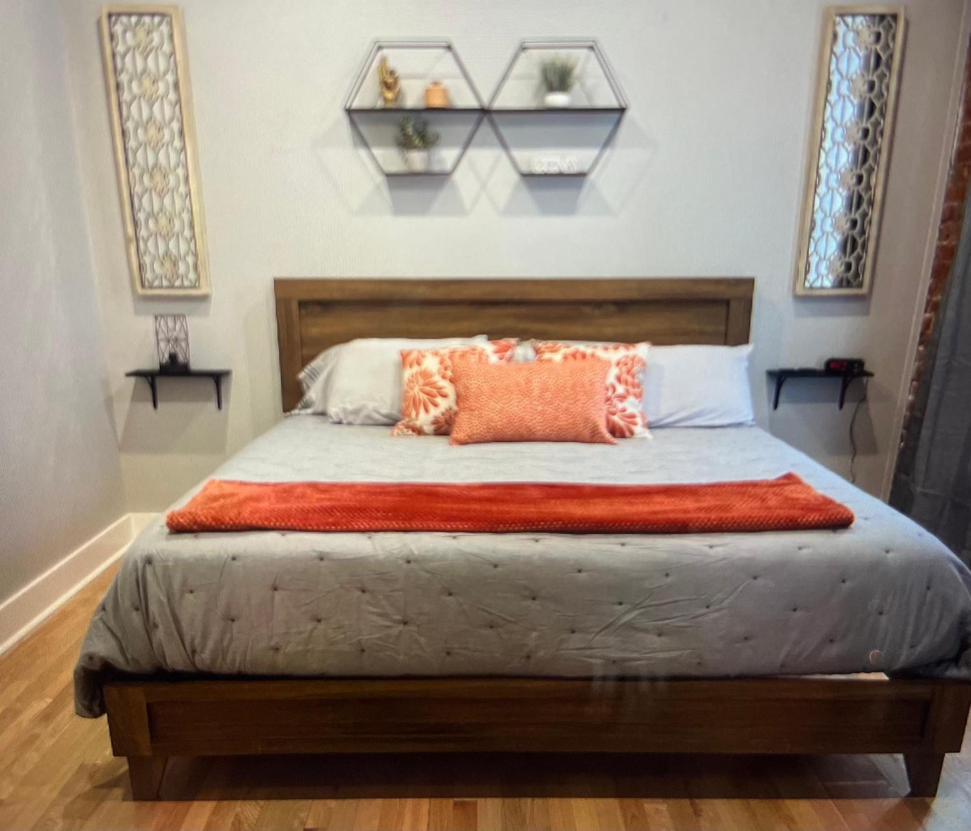 Brickhouse Loft - A Boutique Hotel Martinsville Zewnętrze zdjęcie